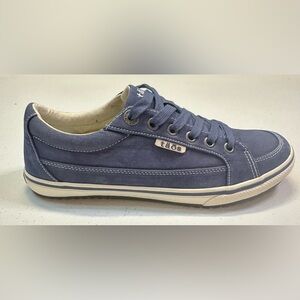 Taos Footwear Women's‎ Moc Star Sneaker size 7